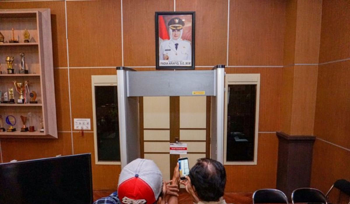 HEBOH! KPK Bergerak Cepat Rampungkan Berkas Perkara Bupati Fadia, Dinas-dinas Diperiksa